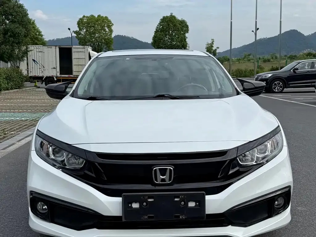 Honda Civic — фото 4