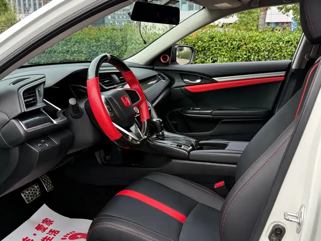 Honda Civic — фото 10