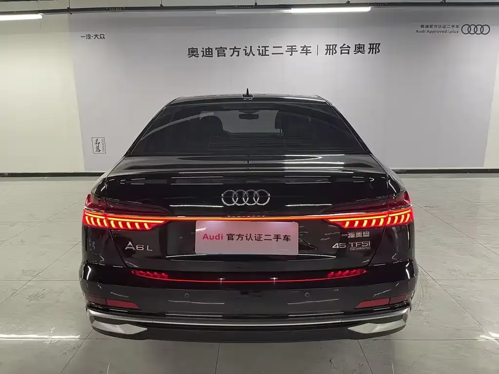 Audi A6L — фото 2