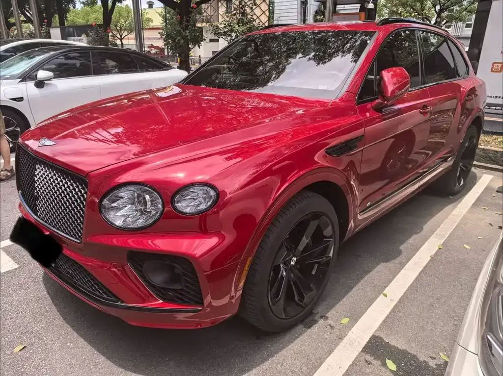 Bentley Bentayga — фото 1