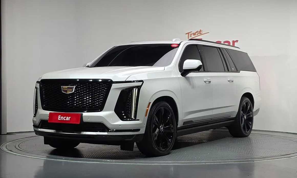 Cadillac Escalade 6.2 ESV 1