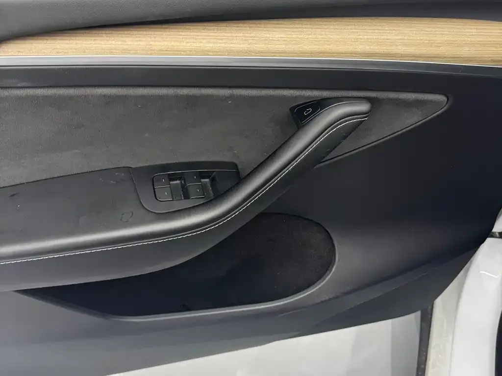 Tesla Model Y 2022 из CN, фото 2