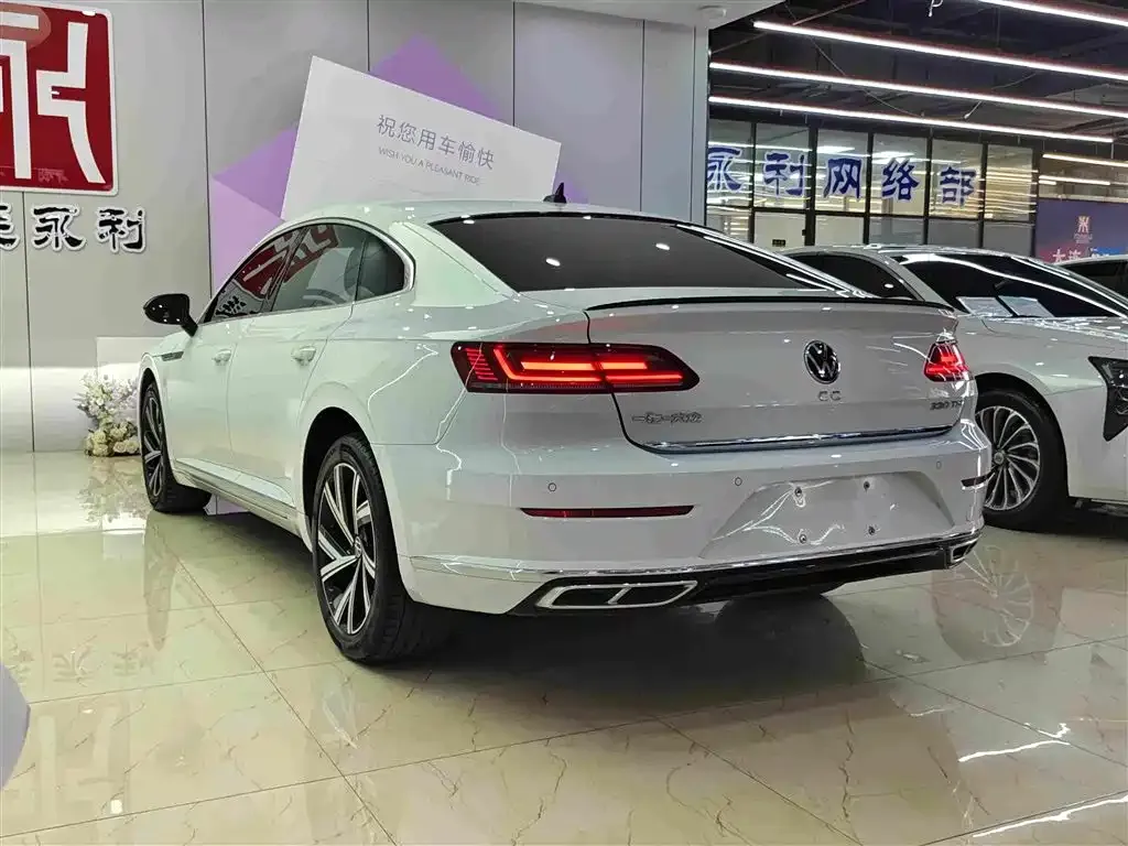 Volkswagen CC — фото 8
