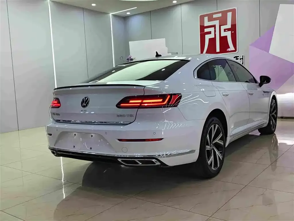 Volkswagen CC — фото 7