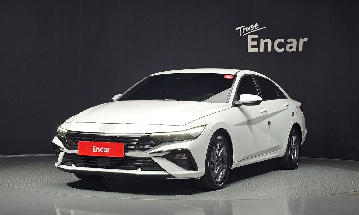 Hyundai AVANTE Modern 1