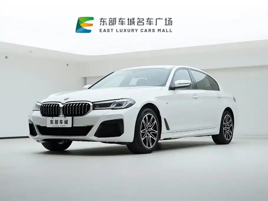 BMW 5 Series — фото 1