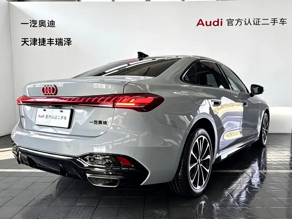 Audi A5L — фото 5