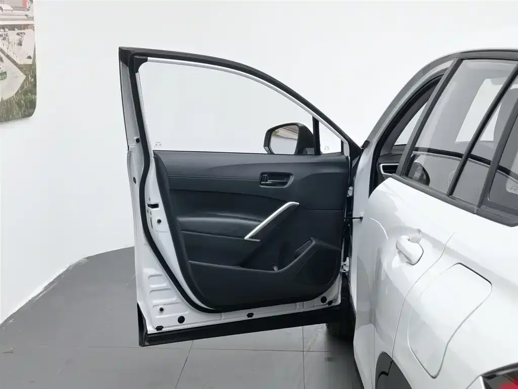 Toyota Frontlander 2024 из CN, фото 2