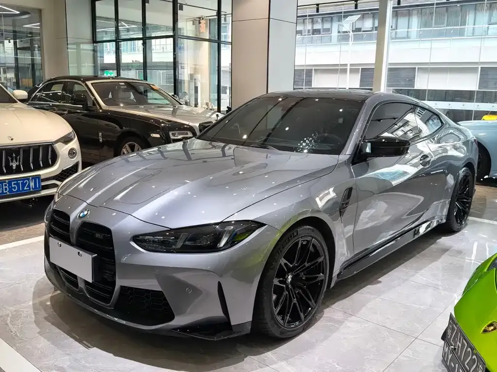 BMW M4 — фото 1