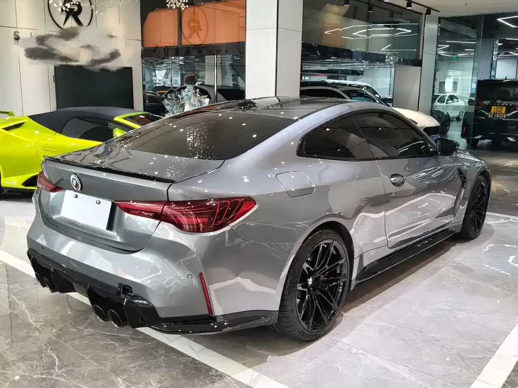 BMW M4 — фото 8
