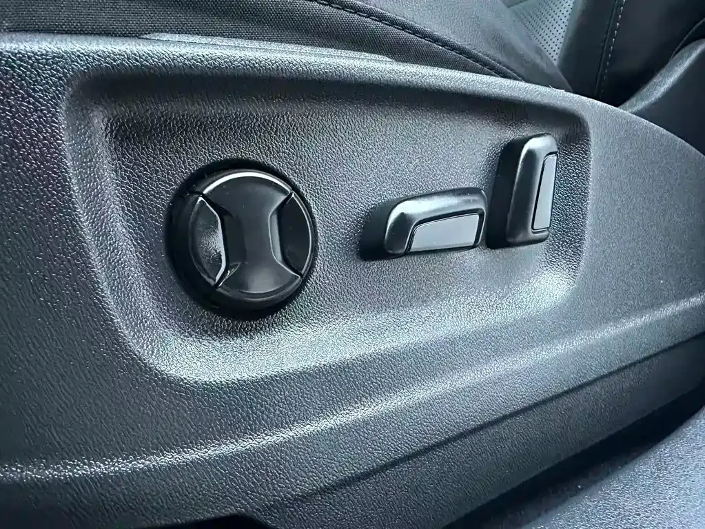 Volkswagen Tharu — фото 8