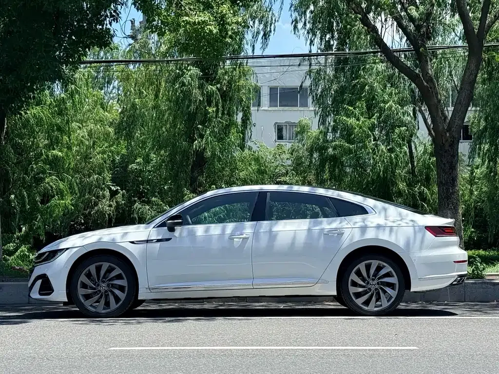Volkswagen CC — фото 6