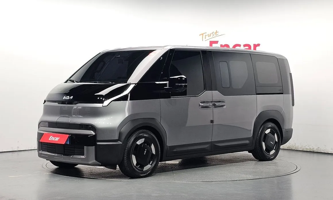 Kia PV5 — фото 1