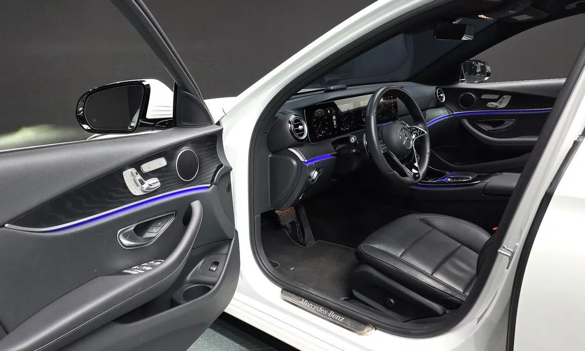 Mercedes-Benz E-Class 2023 из KR, фото 3