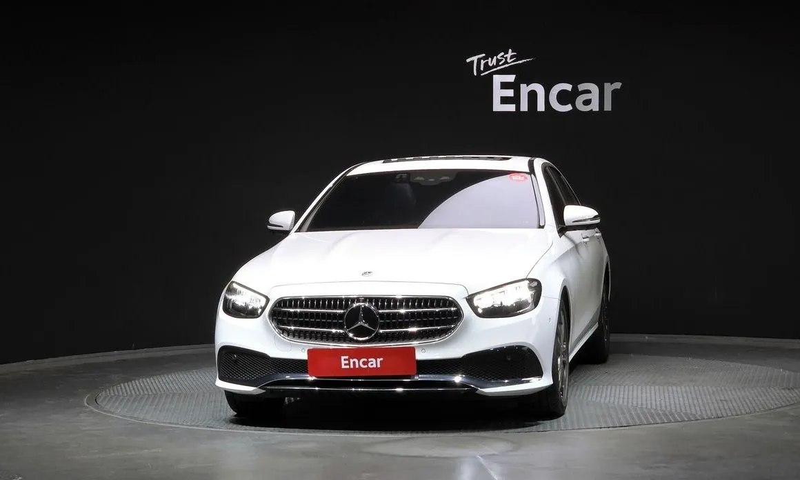 Mercedes-Benz E-Class 2023 из KR, фото 2