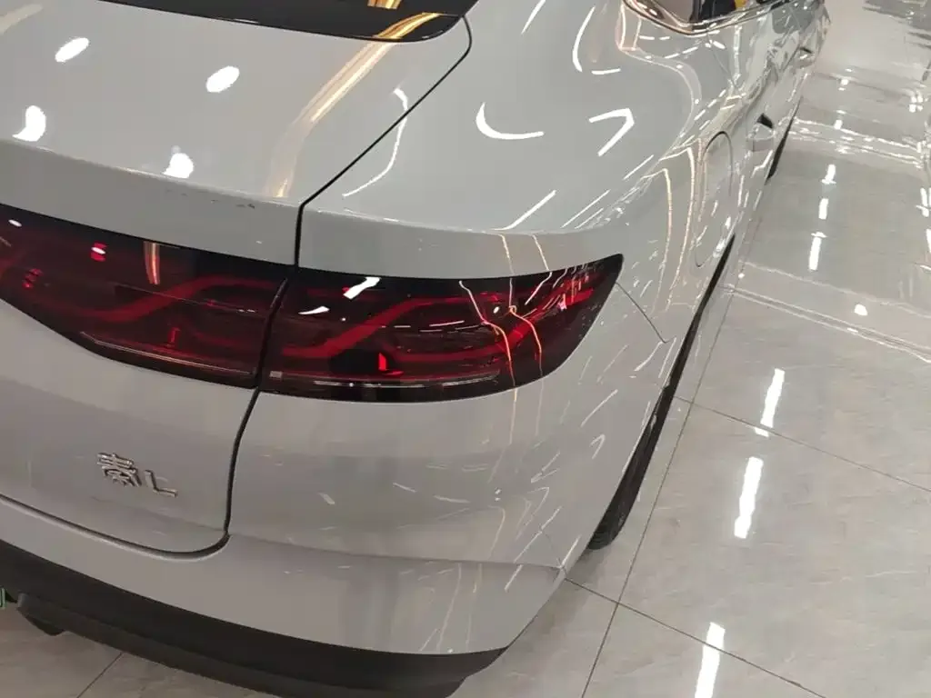 BYD Qin L — фото 2
