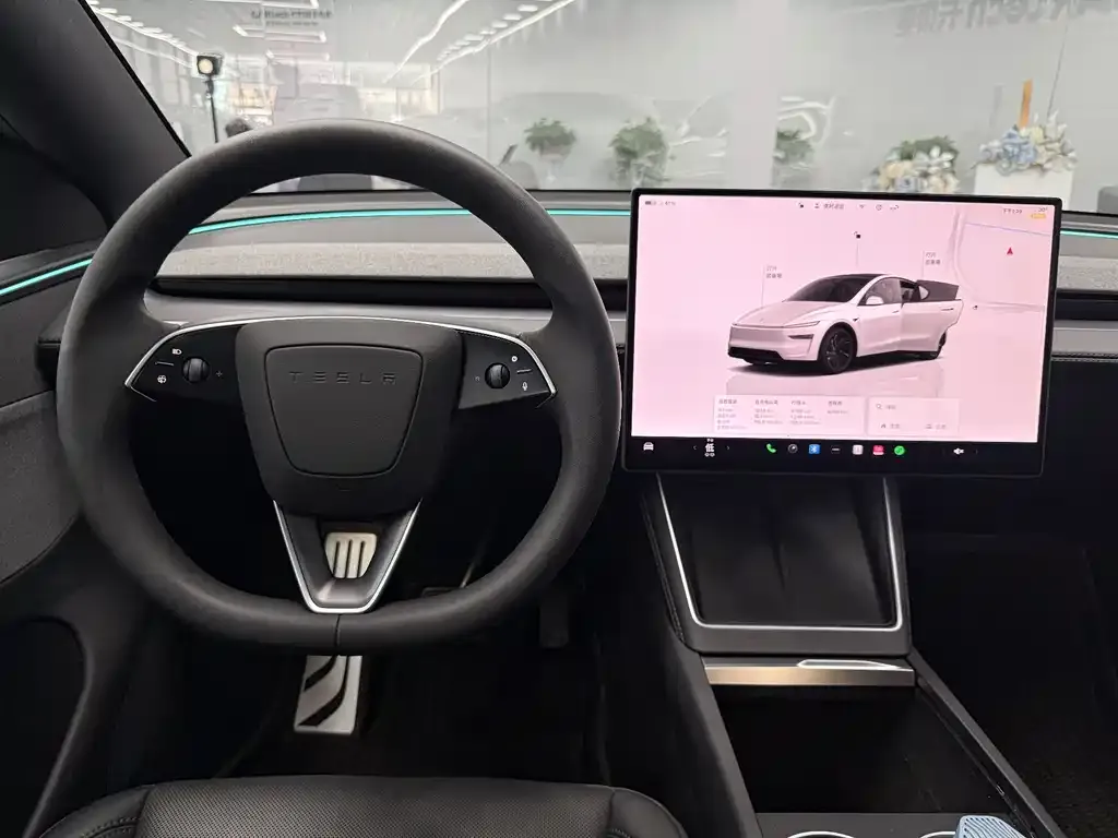 Tesla Model Y — фото 5