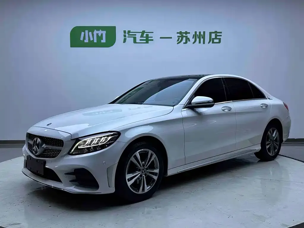 Mercedes-Benz C-Class — фото 1