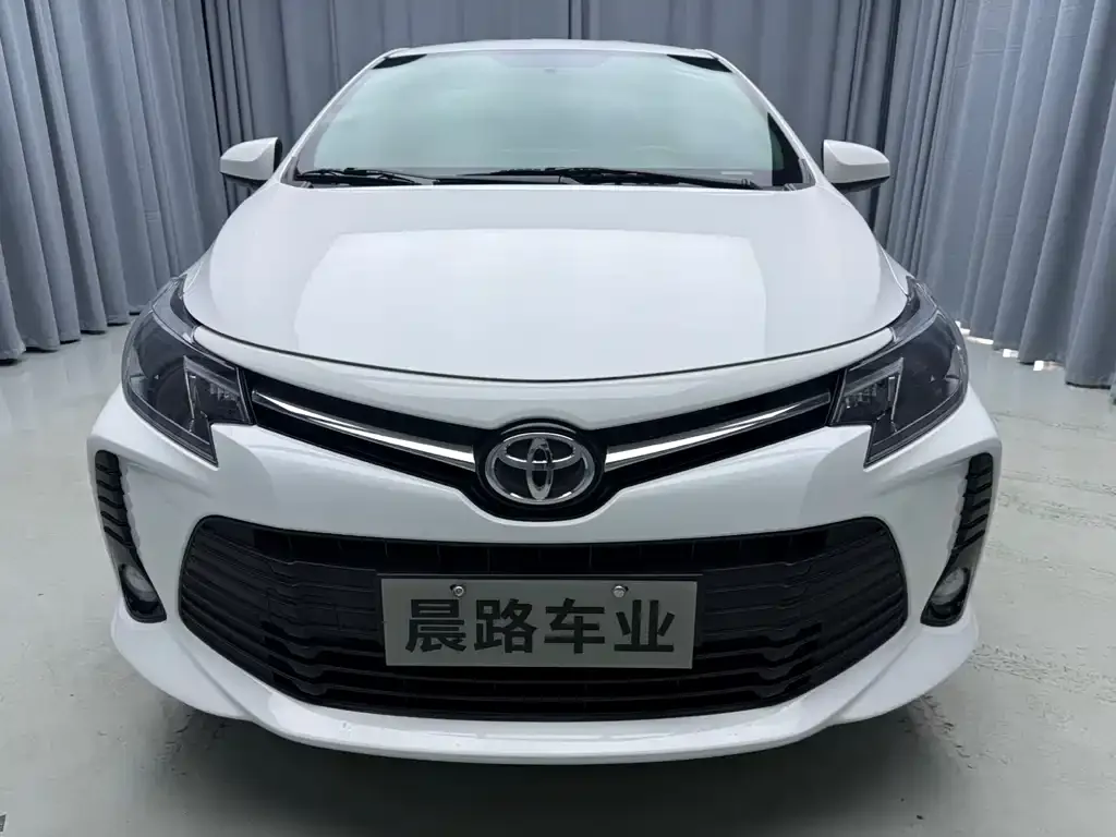 Toyota Vios — фото 4