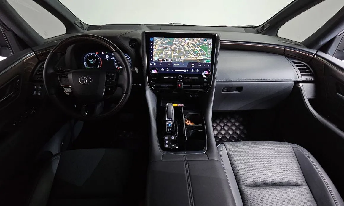 Toyota Alphard 2024 из KR, фото 8