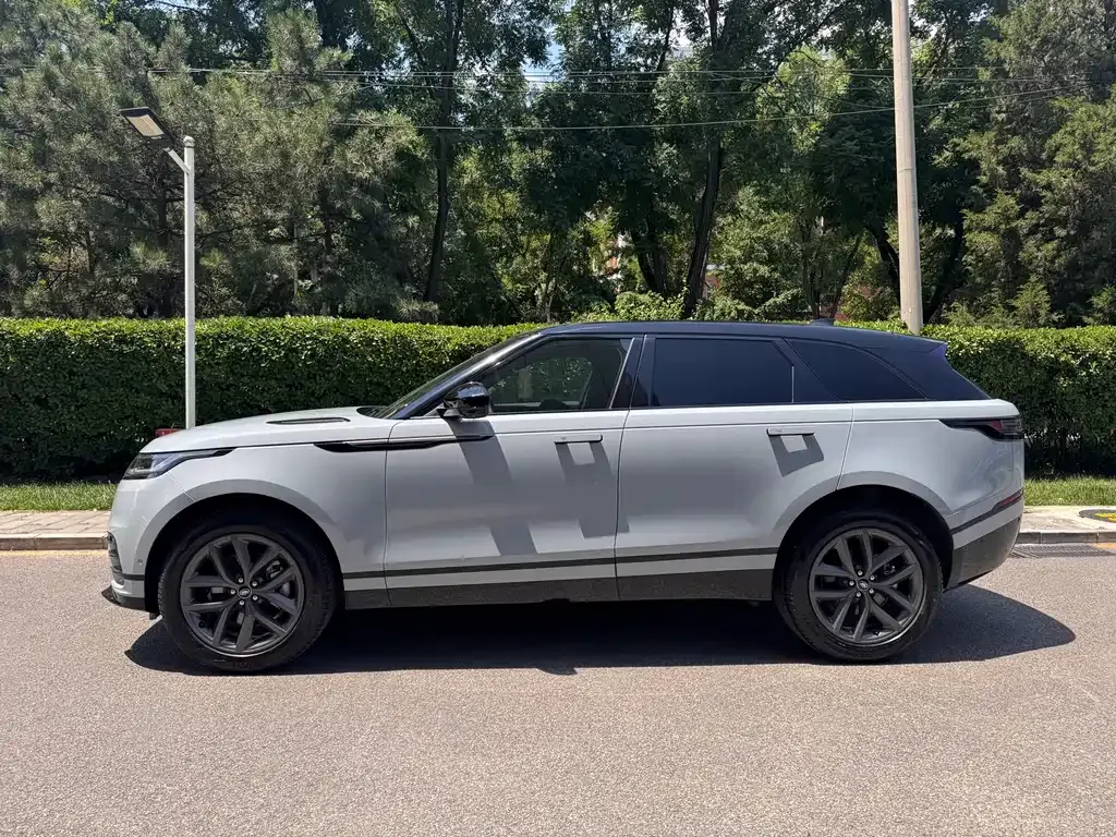 Land Rover Velar — фото 10