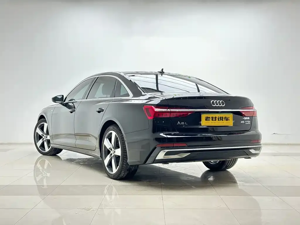 Audi A6L — фото 5