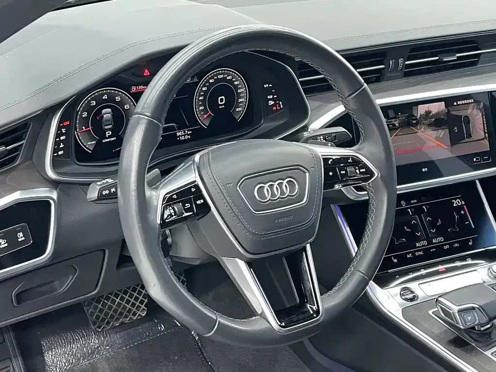 Audi A6L — фото 9