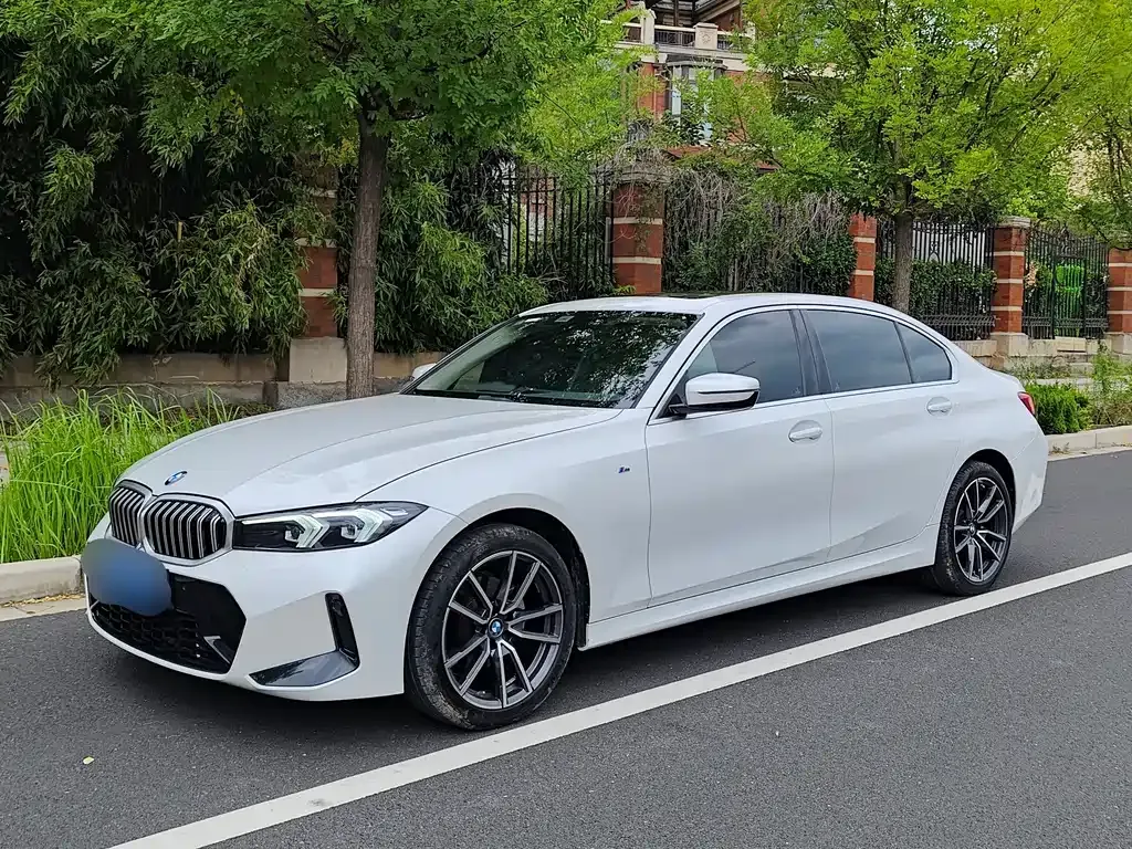BMW 3 Series — фото 1