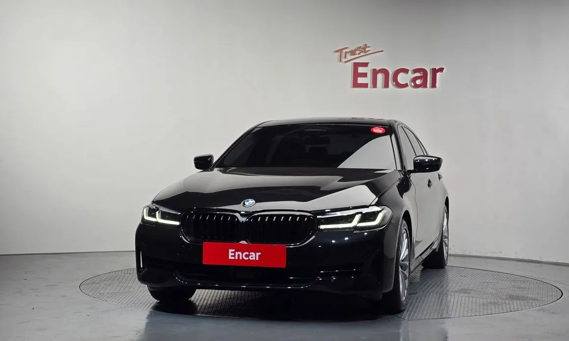 BMW 5-Series 2023 из KR, фото 5