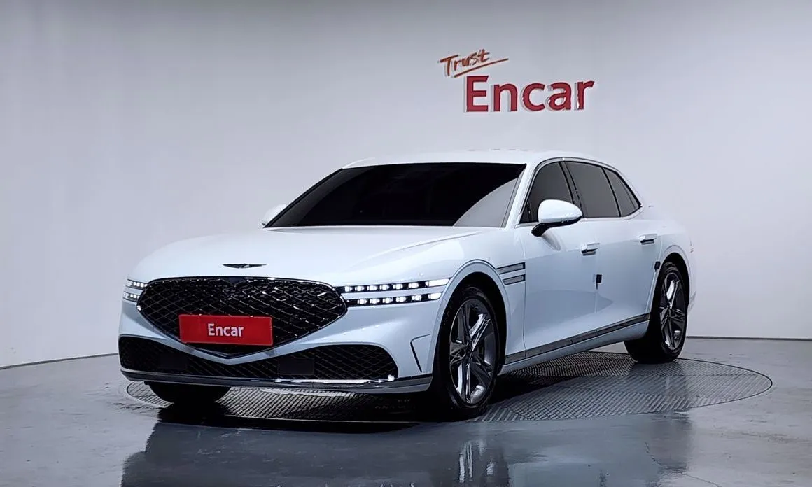 Genesis G90 — фото 1