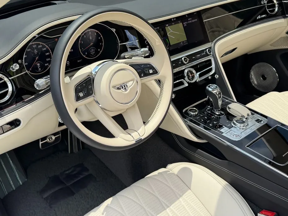 Bentley Flying Spur — фото 10