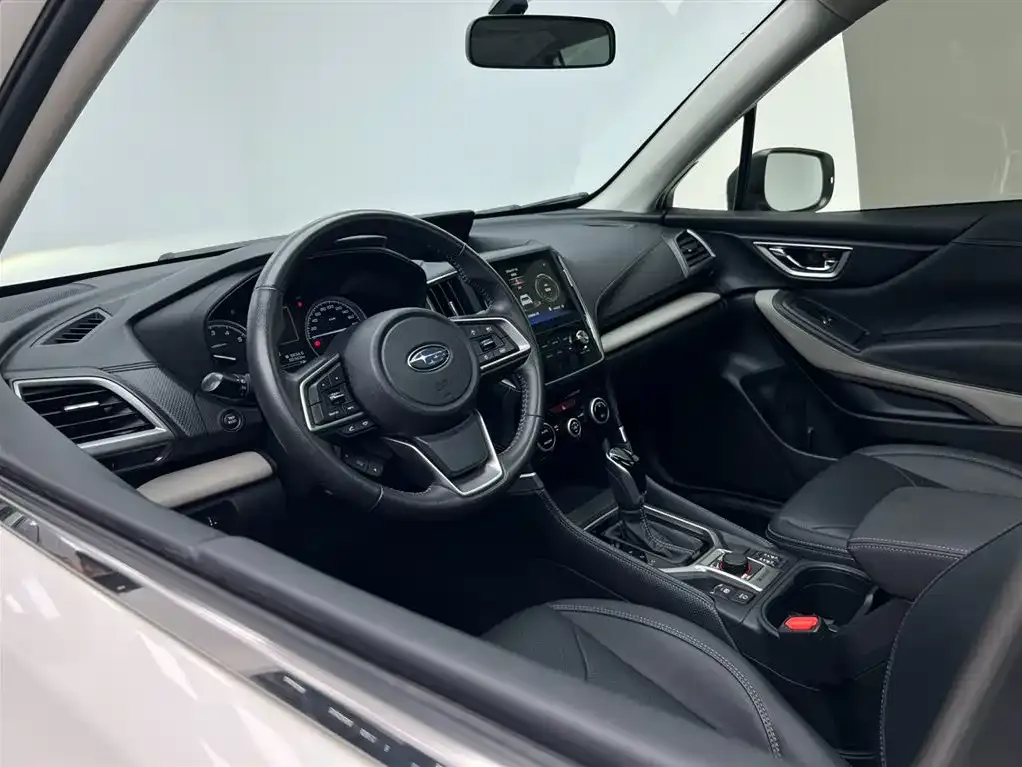 Subaru Forester 2022 из CN, фото 9
