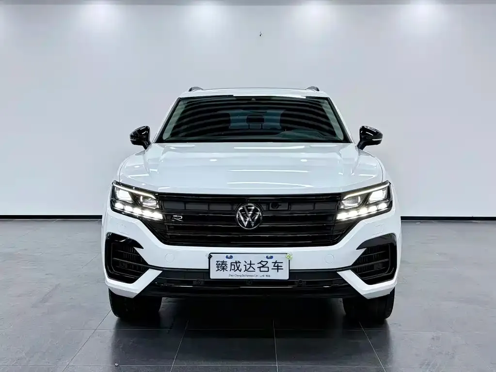 Volkswagen Touareg — фото 4