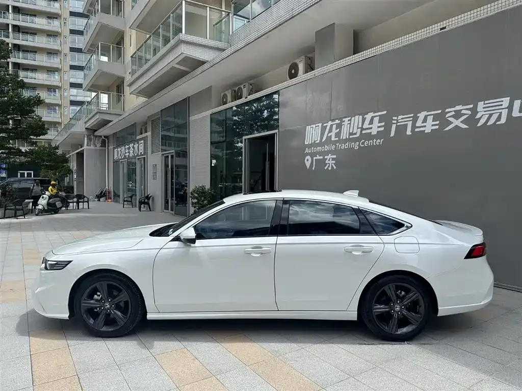 Honda Inspire — фото 4