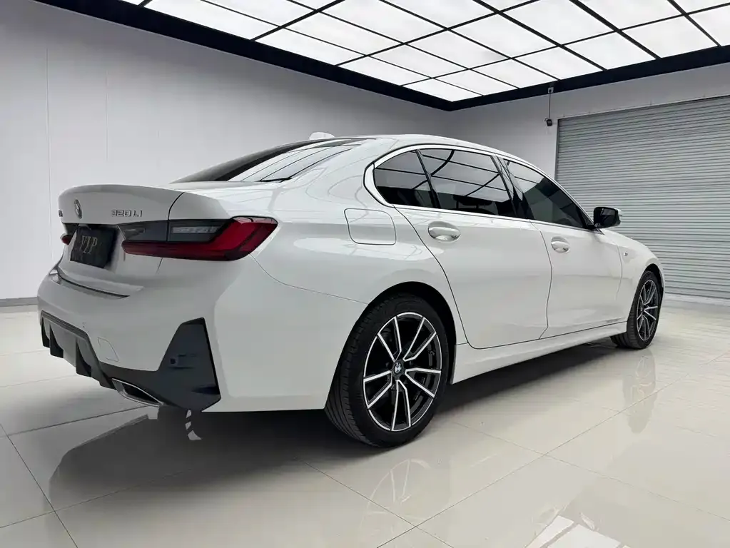 BMW 3 Series — фото 10