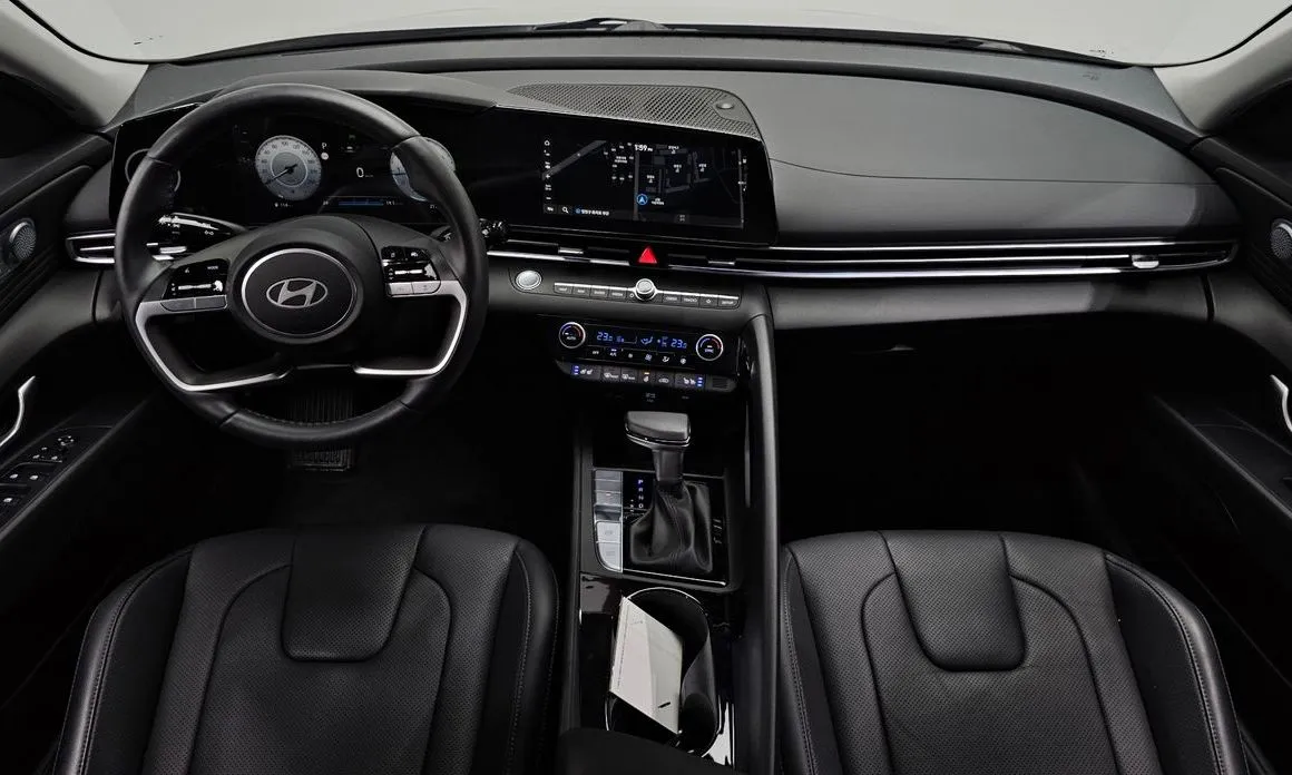 Hyundai AVANTE — фото 7