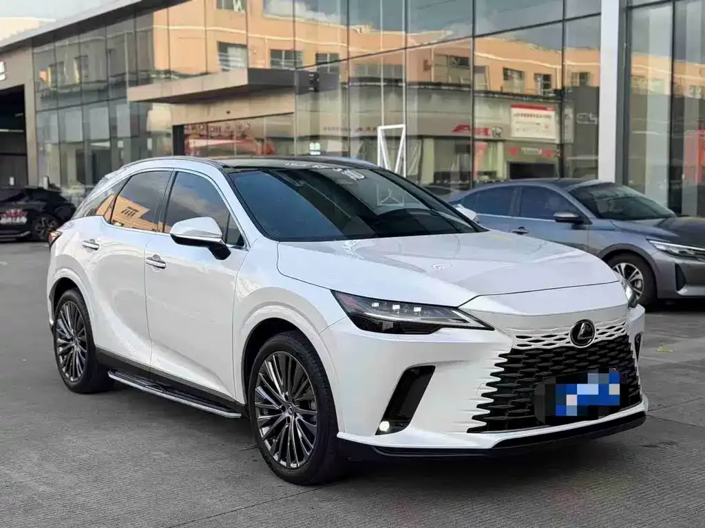Lexus RX — фото 1