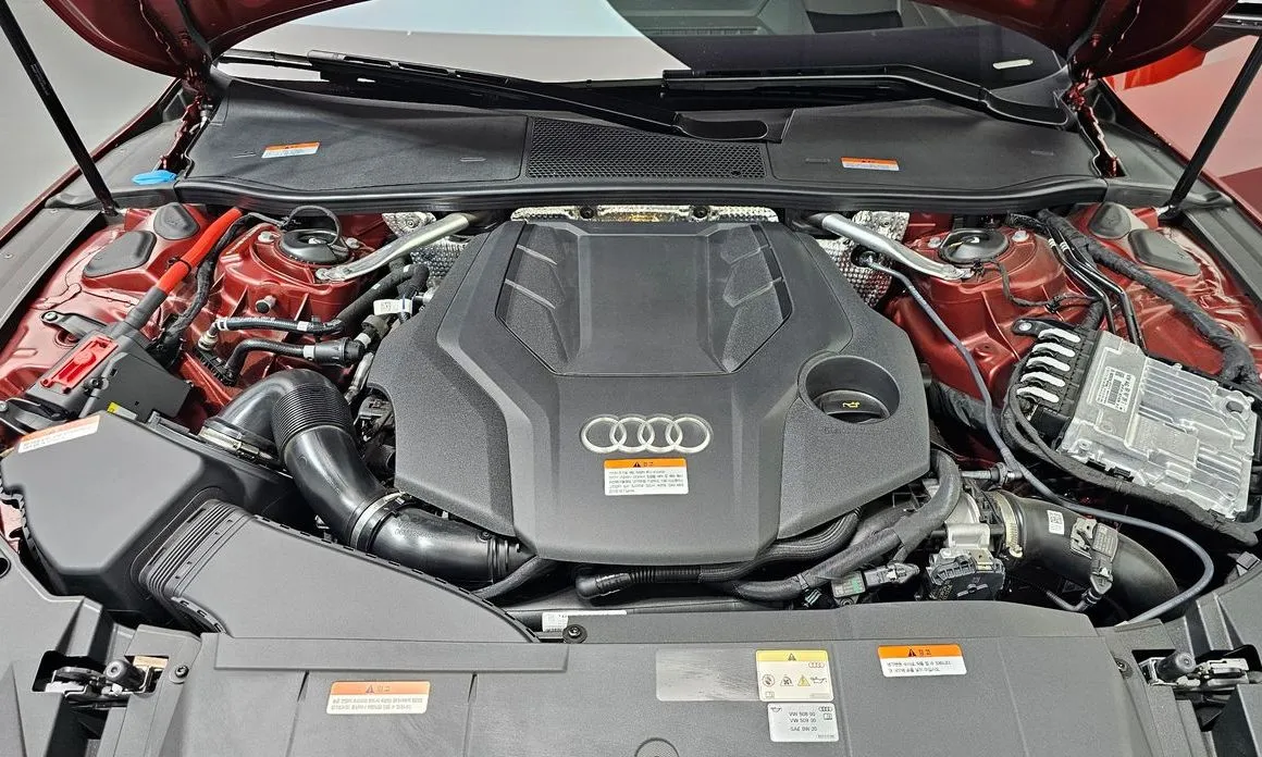 Audi A7 — фото 7