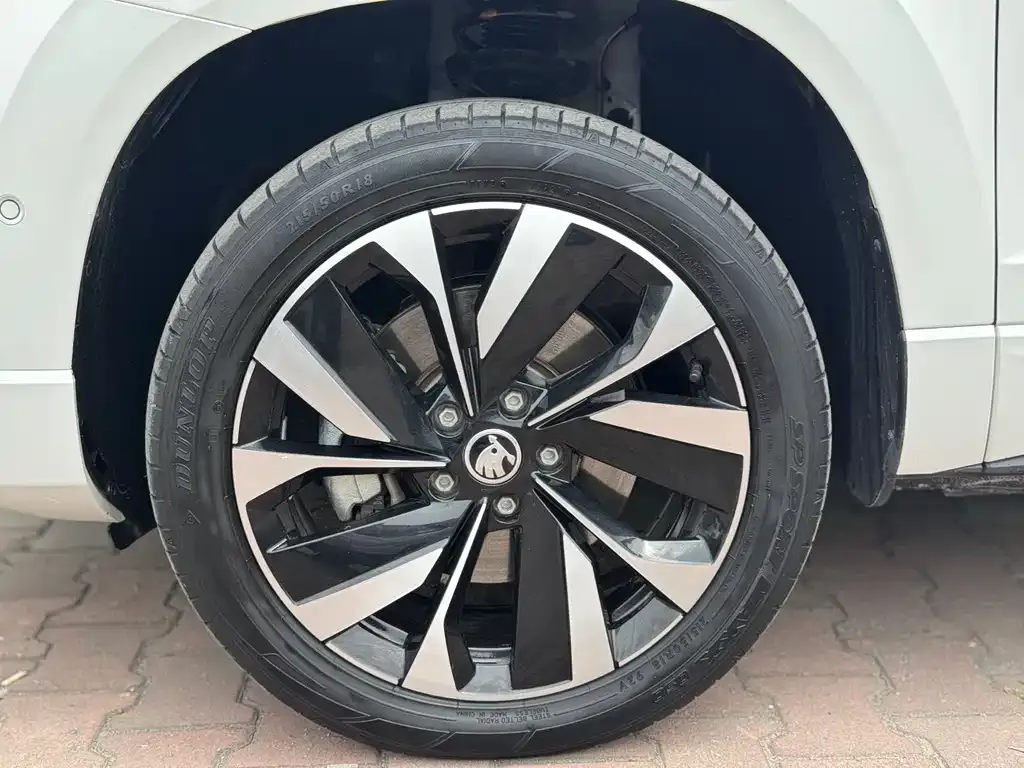 Skoda Karoq — фото 2