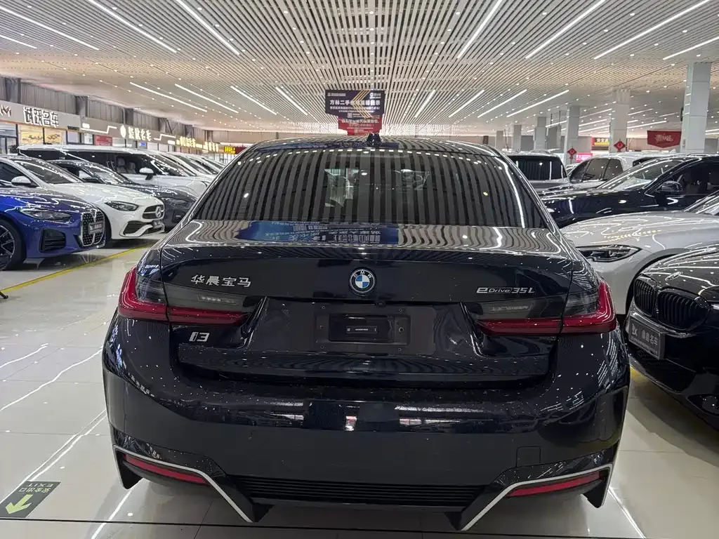 BMW i3 — фото 3