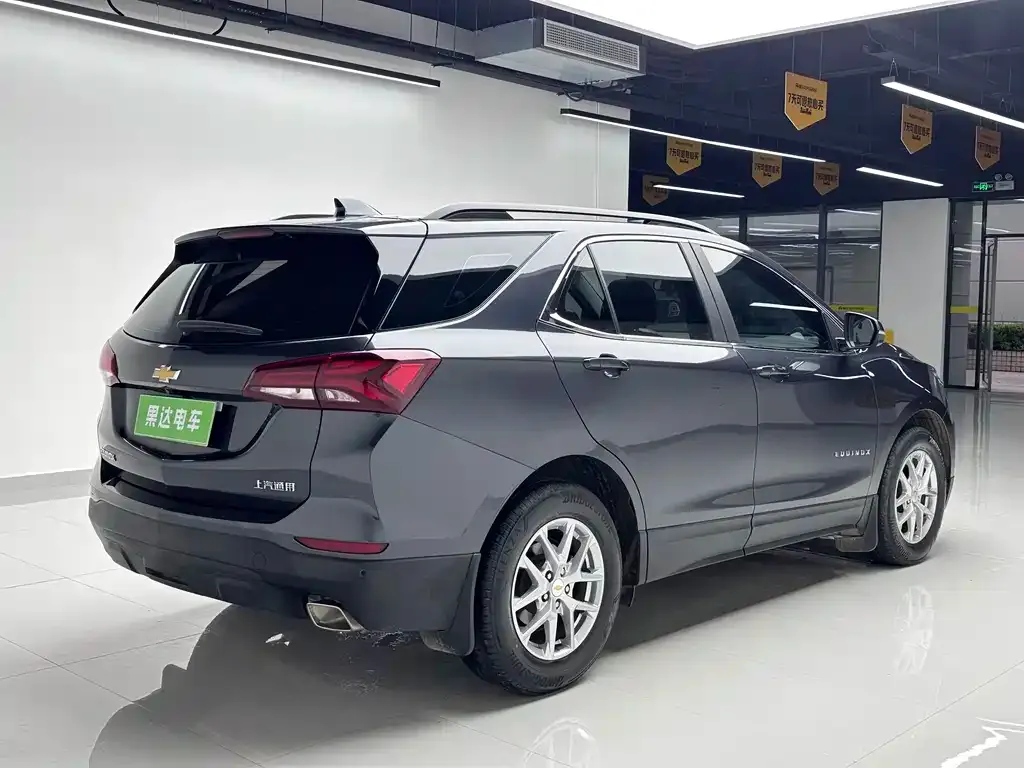 Chevrolet Equinox 2023 из CN, фото 8