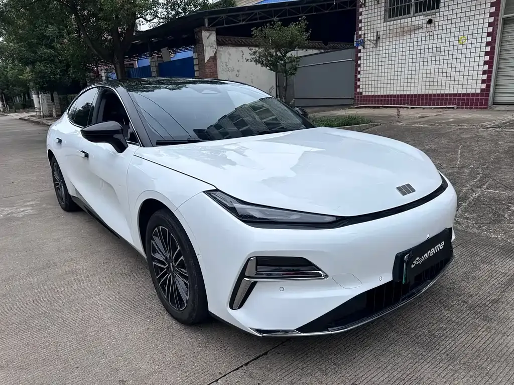 Geely Galaxy Xingyao 8 2025 из CN, фото 10