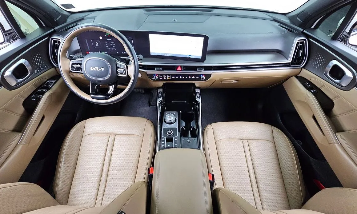 Kia Sorento — фото 10