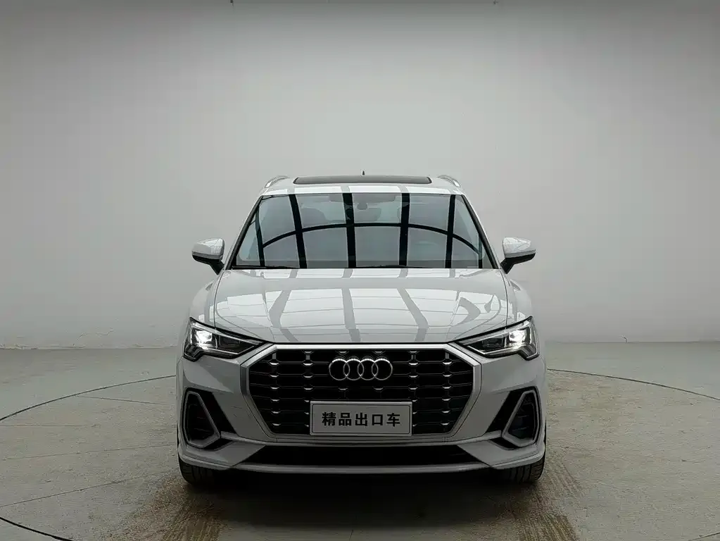 Audi Q3 — фото 3