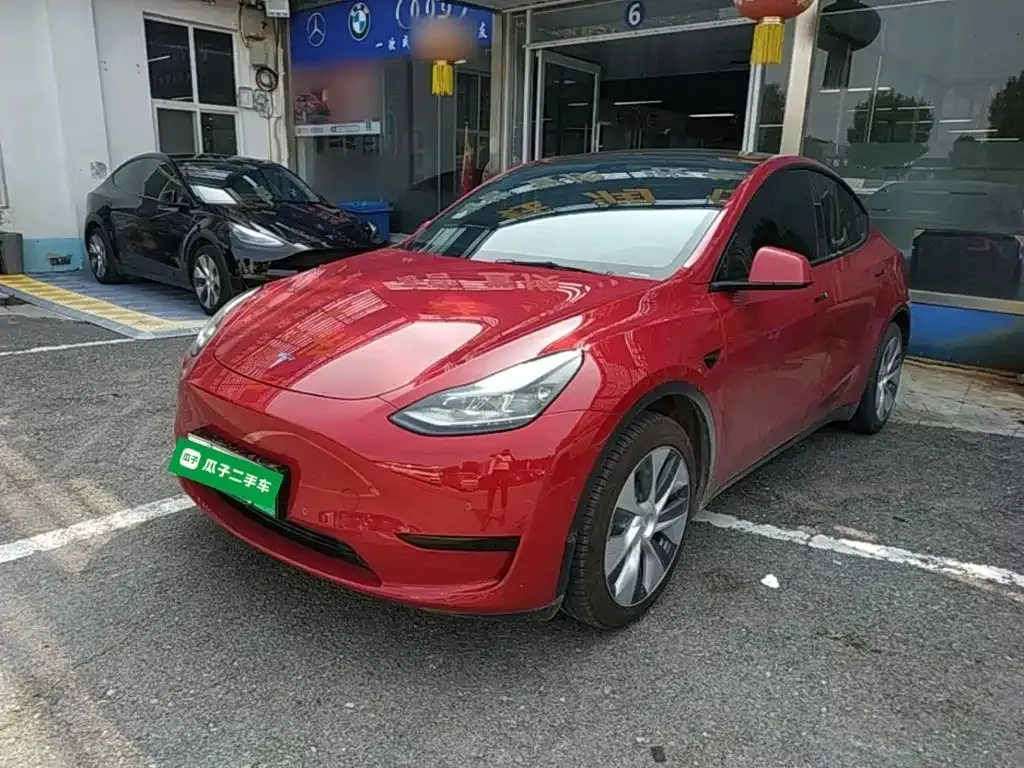 Tesla Model Y — фото 4