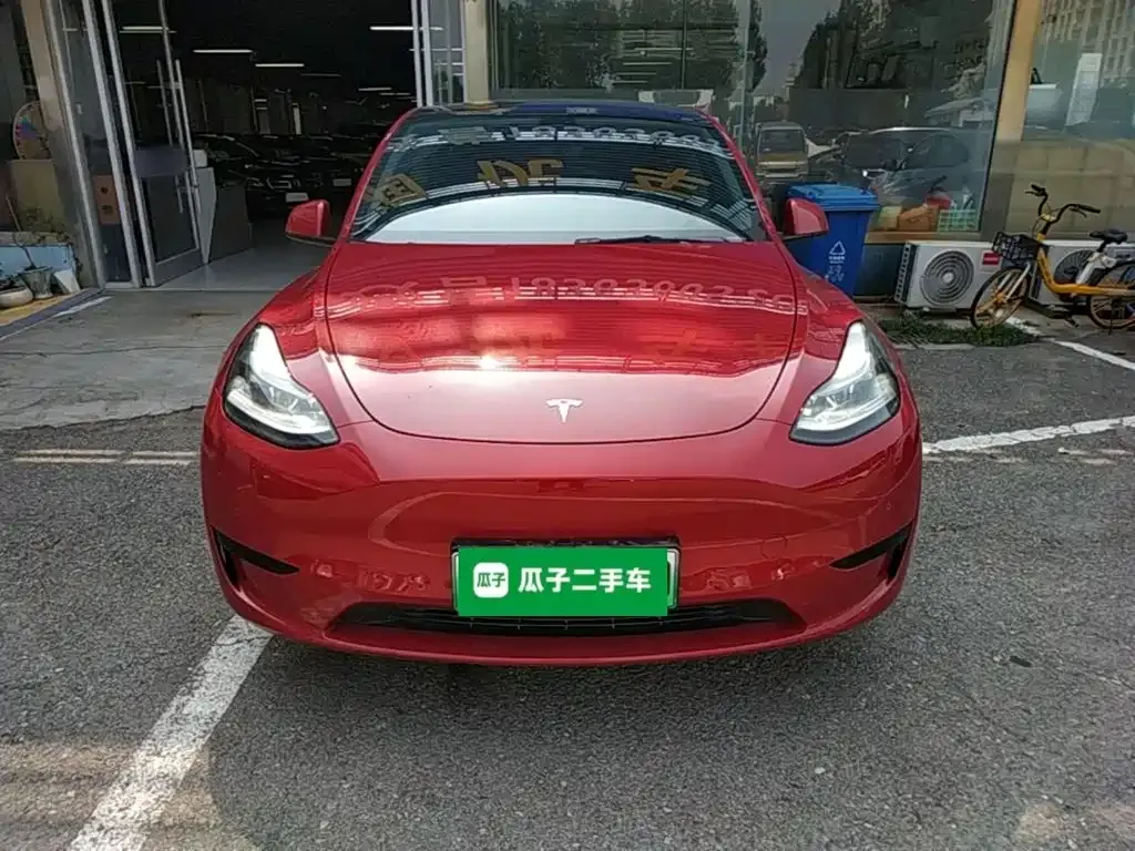 Tesla Model Y — фото 3