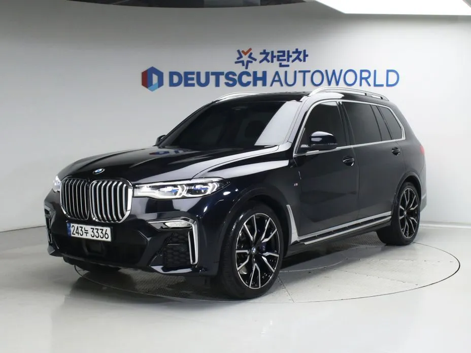 BMW X7