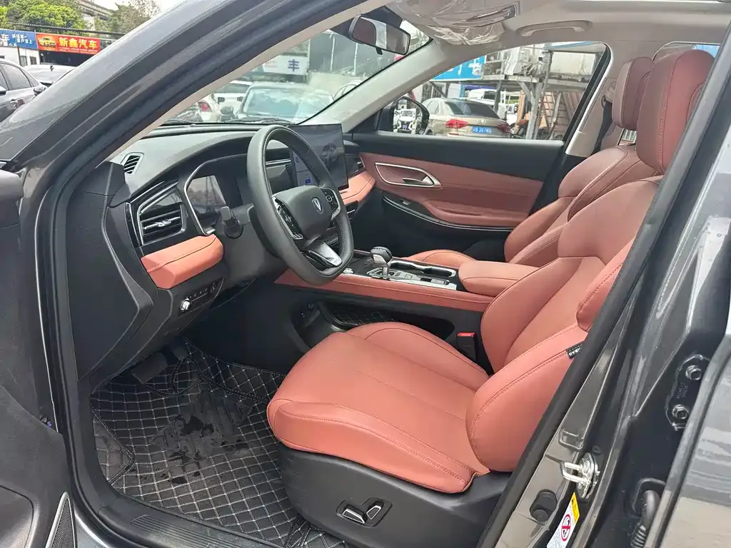 Changan CS75 2025 из CN, фото 2