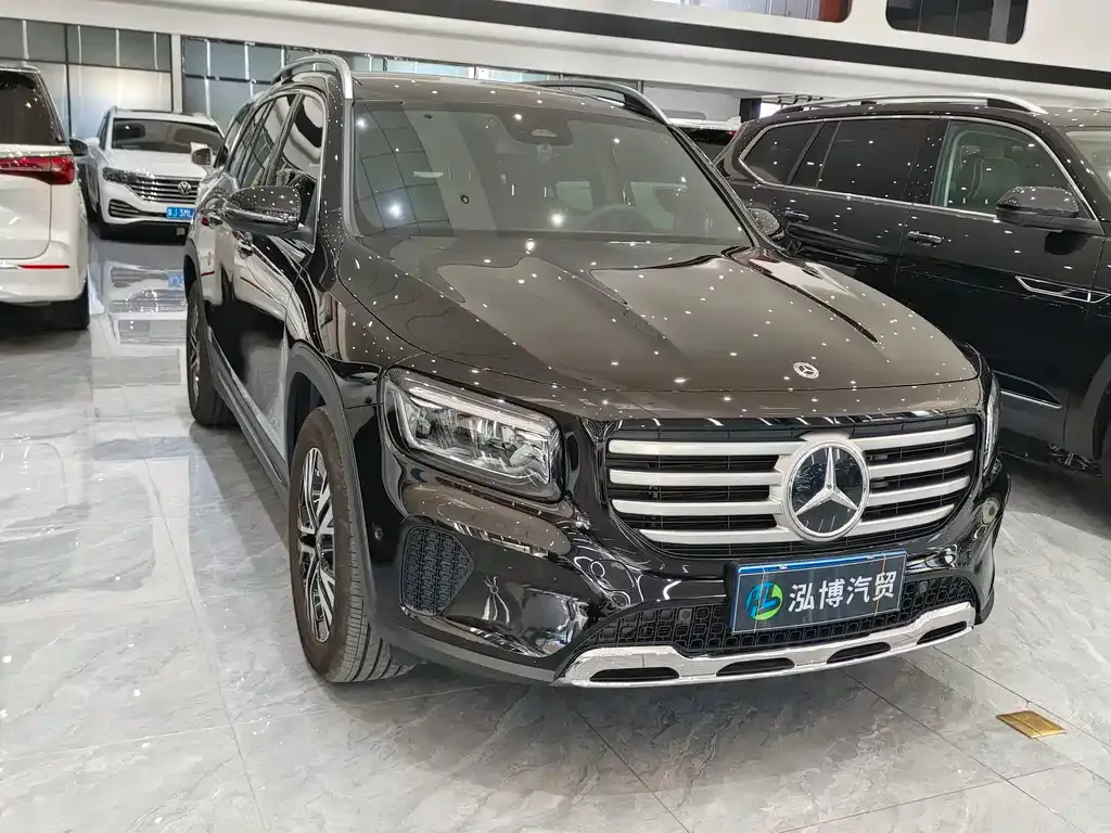 Mercedes-Benz GLB — фото 7