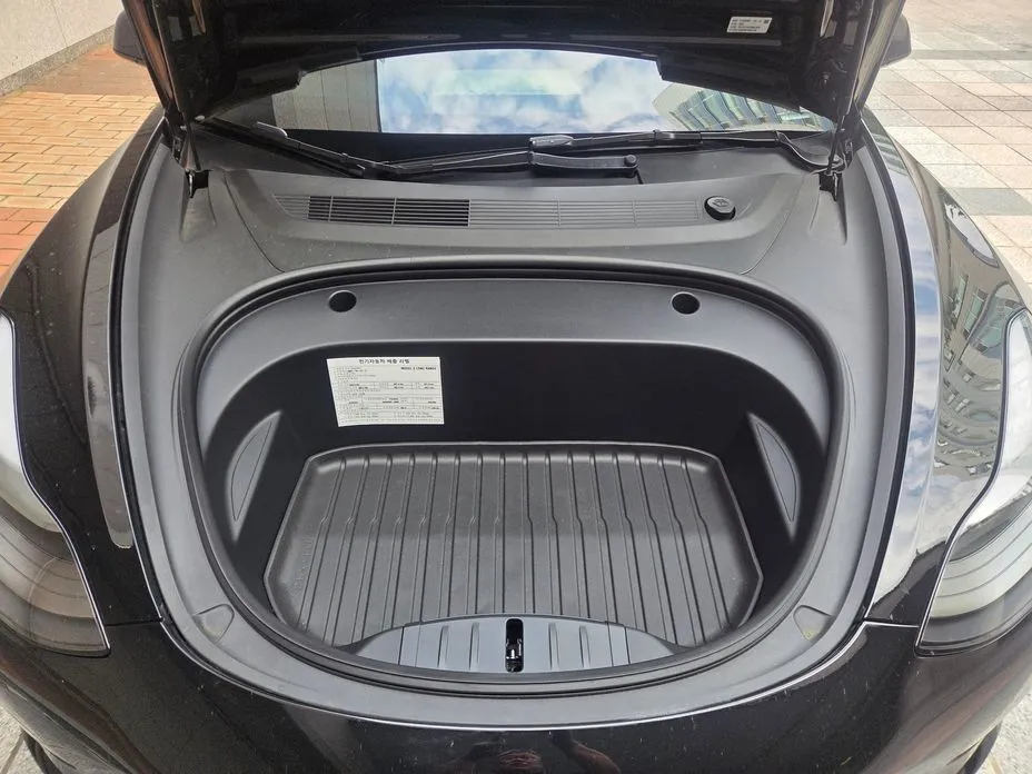 Tesla Model 3 — фото 2